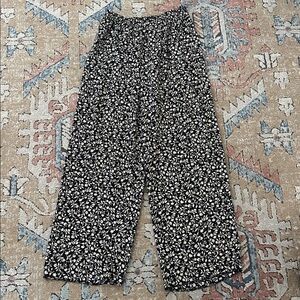 GAP Black & Cream Floral Print Wide-Leg Pants
